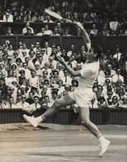 MANUEL SANTANA 1966 (WIMBLEDON FINAL) TENNIS PHOTOGRAPH