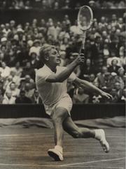 LEW HOAD 1957 (WIMBLEDON) TENNIS PHOTOGRAPH