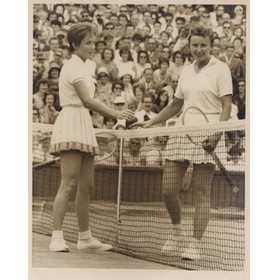 KAREN SUSMAN & VERA SUKOVA 1962 (WIMBLEDON) TENNIS PHOTOGRAPH