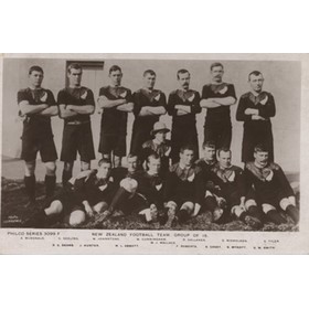 NEW ZEALAND 1905 RUGBY UNION POSTCARD