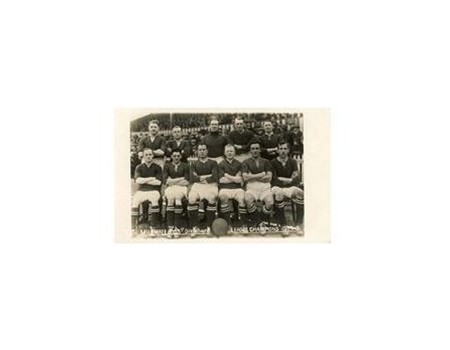 MILLWALL 1927-28 (3RD DIVISION SOUTH CHAMPIONS) FOOTBALL POSTCARD