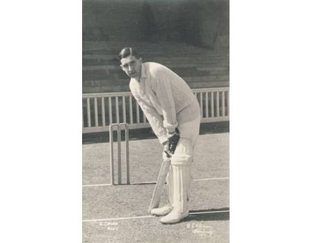 EDDIE CRUSH (KENT) CRICKET POSTCARD