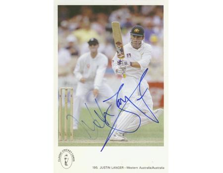 JUSTIN LANGER (AUSTRALIA) SIGNED POSTCARD