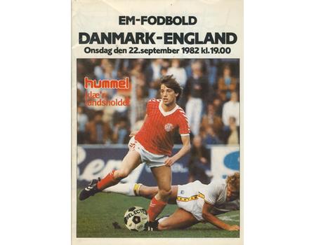 DENMARK V ENGLAND 1982 FOOTBALL PROGRAMME