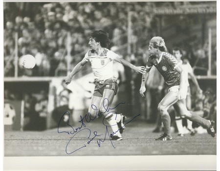 PAUL MARINER (IPSWICH TOWN) SIGNED PHOTOGRAPH