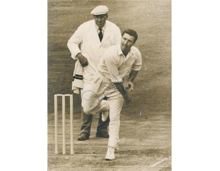 FRED TITMUS (MIDDLESEX & ENGLAND) SIGNED CRICKET PHOTOGRAPH