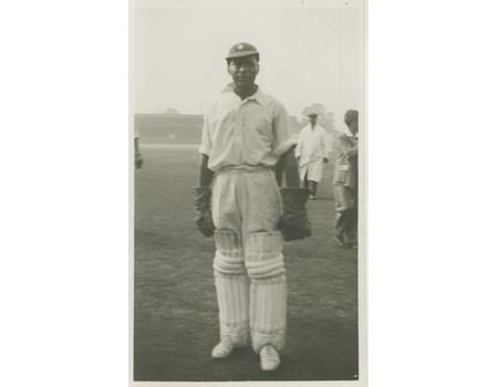 JANARDAN NAVLE 1932 (ALL INDIA) CRICKET POSTCARD