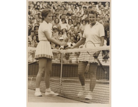 KAREN SUSMAN & VERA SUKOVA 1962 (WIMBLEDON) TENNIS PHOTOGRAPH