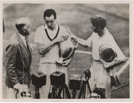 FRED PERRY 1936 (US OPEN CHAMPION) TENNIS PHOTOGRAPH