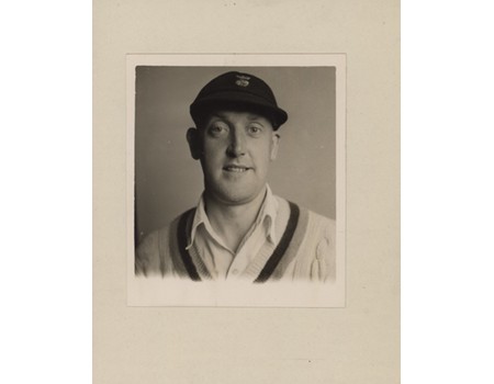 CLIFFORD GLADWIN (DERBYSHIRE) CRICKET PHOTOGRAPH