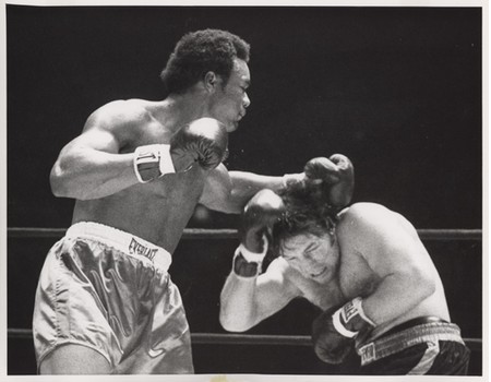 GEORGE FOREMAN V GEORGE CHUVALO 1970 BOXING PHOTOGRAPH